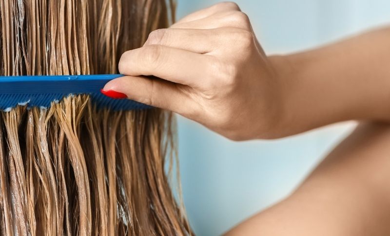 Remedio casero para humectar el cabello y evitar la resequedad