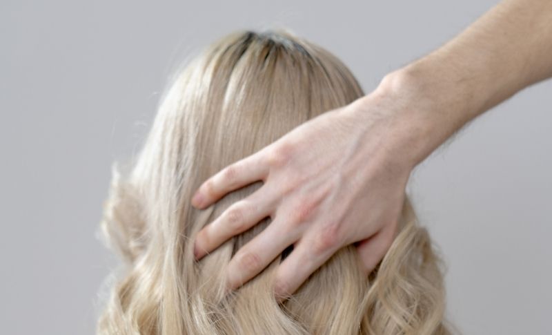 Tratamientos caseros de jitomate para combatir la caída del cabello