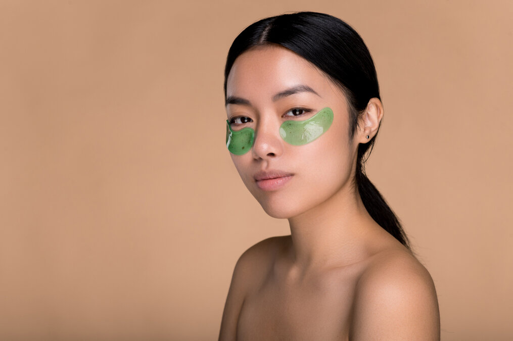 Máscaras para el Área de los Ojos: Beneficios y Métodos de Uso