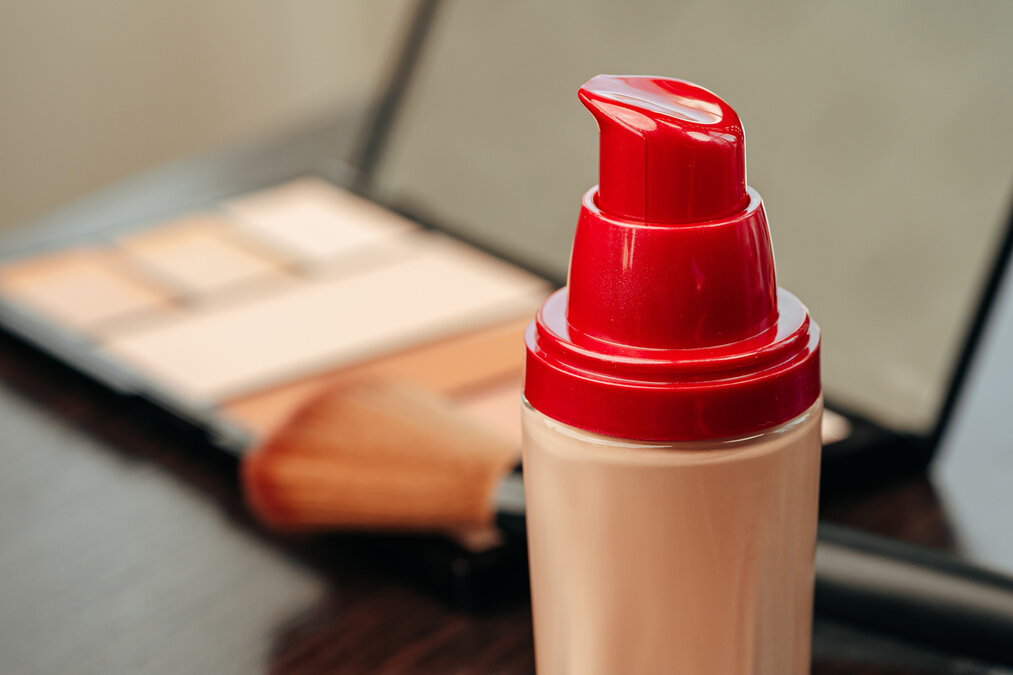 Selección de Productos Adecuados para el Maquillaje de Verano