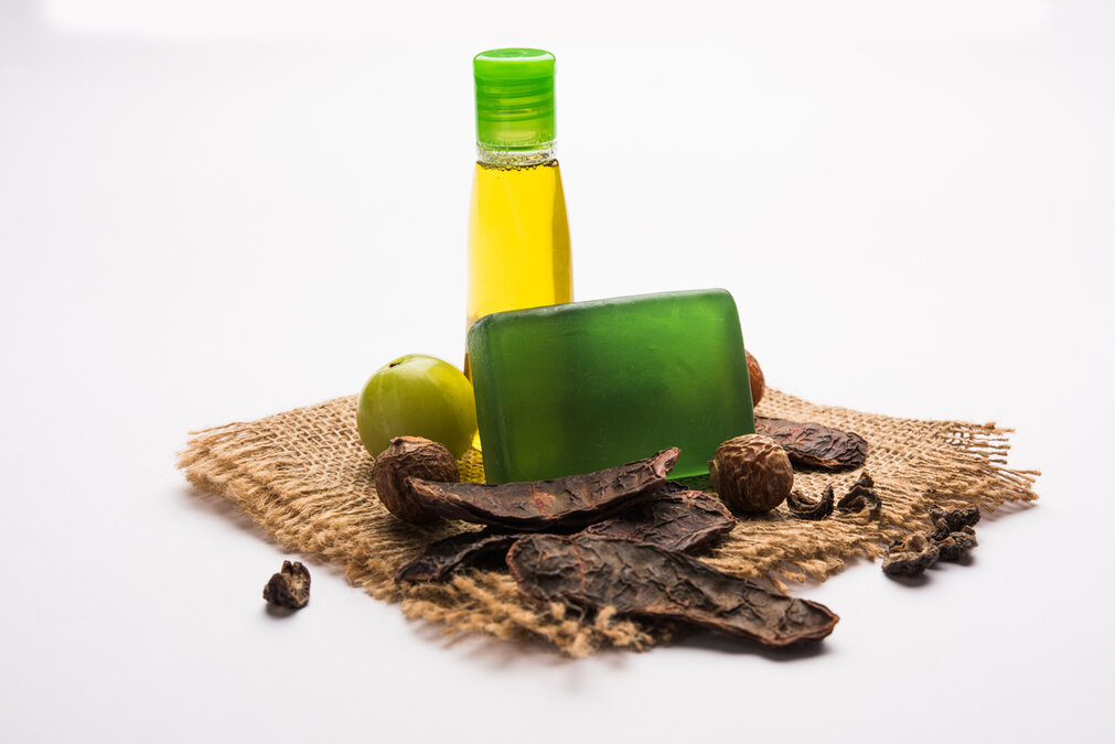 Sugerencia de jabón de pastilla verde de la Prof. Dra. Canan Karatay para el cuidado de la piel