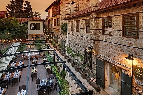 10 Paradas de Sabor que Debes Descubrir en Antalya