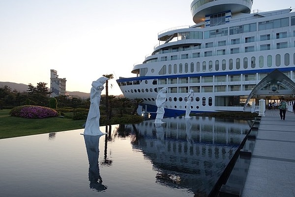 Experiencia Única en el Hotel Crucero de Jeongdongjin