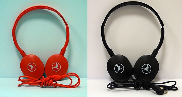 La importancia de los auriculares de doble entrada en los aviones y sus razones de uso
